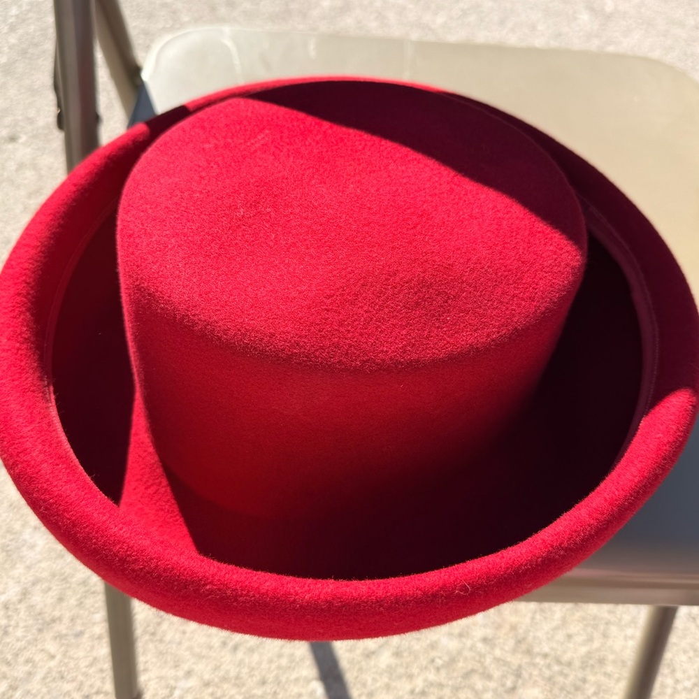 Red Vintage B Michael NY 100% Felt Wool Hat & Box
